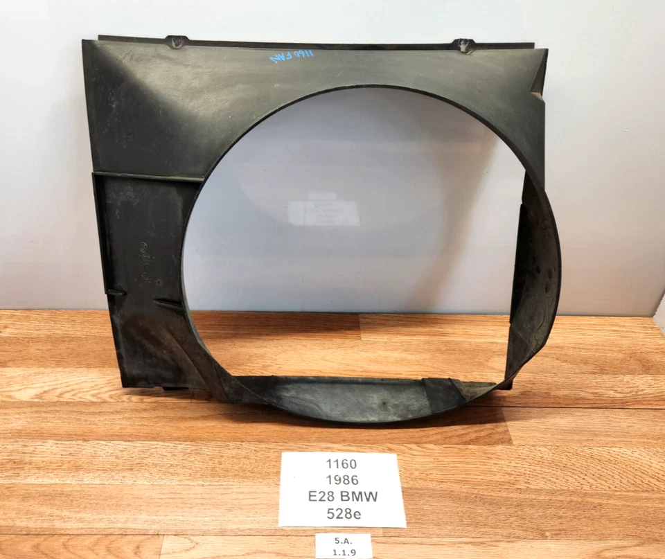 ✅ Cubierta del ventilador de refrigeración del radiador del motor BMW E28 528e M20 1982-1988 OEM Foto 1 de 4