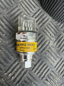 DANFOSS AKS 1008 Pressure Transmitter 0-700 PSIA 076G1005 X13790828040 1222 - Picture 1 of 3