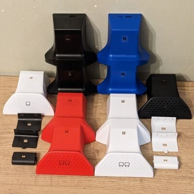 Cover/battery pack ONLY Venom charging dock twin/single charger for Xbox X S One - Image 1 of 3