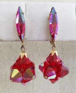 Lewis Segal Siam Borealis RS & Kristallperlen baumelnde goldfarbene Clip-Ohrringe 1-1/2 Zoll - Bild 1 von 8