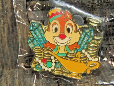 Tokyo Disney Seas Resort Game Prize Pin Collectible Regular Chip Dale Treasure - Image 1 of 4