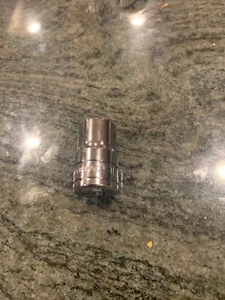 Snap-on tw181a 9/16" 1/2" drive 6 point shallow chrome socket - Picture 1 of 7