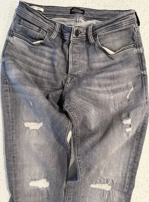 Jack & Jones Men's Gray  Denim Jeans Comfort Fit Size 33x32 with Button Fly - Image 1 of 3