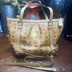 ECHT MCM Damen Schultertasche cognac Visetos mit langem Riemen - Bild 1 von 10