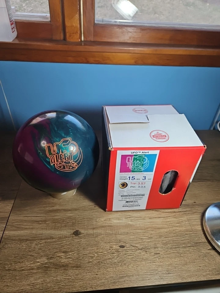 15lb Roto Grip UFO Alert Bowling Ball 15 Pound Drilled Right For IT See Descrip - Image 1 of 4