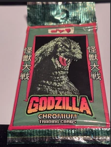 Godzilla Chromium Trading Card “Sealed” pack/1996/Pre-owned. - Picture 1 of 5