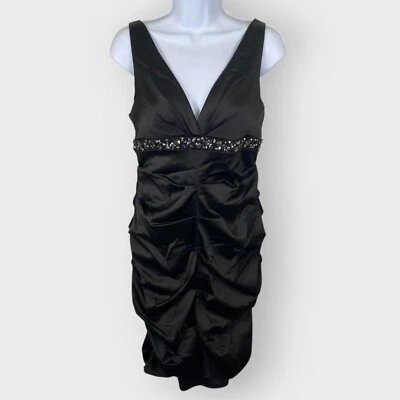 Vestido justo formal Xscape novo com etiquetas | 12 | Cetim preto franzido | Evento coquetel - Imagem 1 de 4