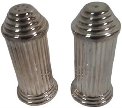 Coctelera de sal y pimienta de colección Abbey columnas plateadas Foto 1 de 4