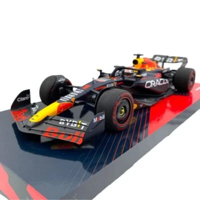 Modellino F1 Minichamps 1/18 Oracle Red Bull RB19 Winner Bahrain GP 2023 #1 M... - Immagine 1 di 4