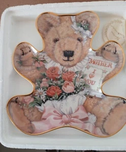 Teddy Hugs Bear Collector Plate Limited Edition Franklin Mint 24K Gold rim - Picture 1 of 3