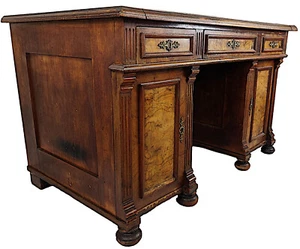 Antiker Schreibtisch aus dem 19. Jahrhundert, hergestellt zwischen 1850 und 1920 - Bild 1 von 7