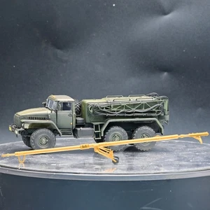 Sanrong 1/72 Russian APA-5D Airport Power Supply Vehicle Finished Model - Picture 1 of 9