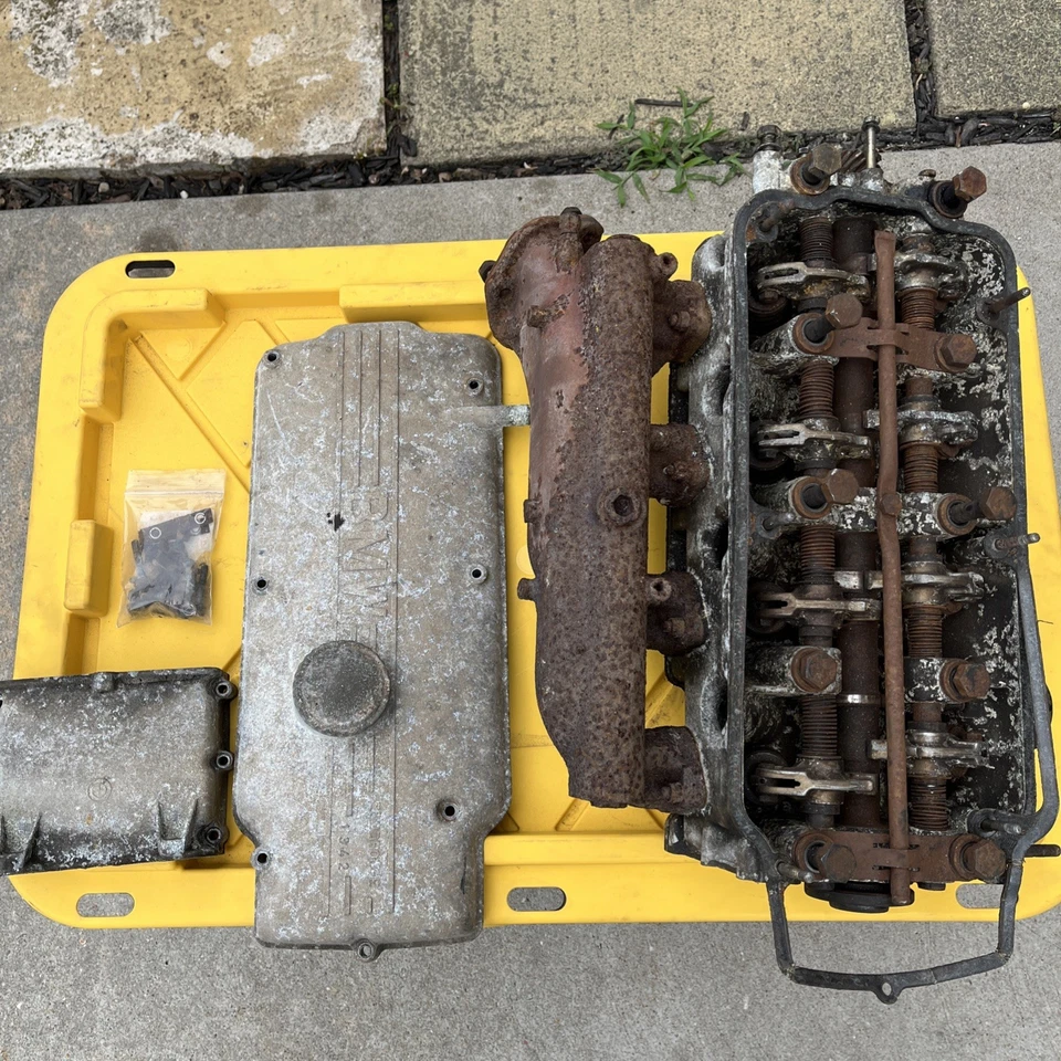 1970 BMW 2002 2.0 4 CYLINDER HEAD COMPLETE!! - Image 1 of 4