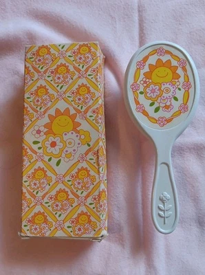 Vintage Avon Hello Sunshine Hair Brush Childrens 1980 Original Box NEW - Image 1 of 4