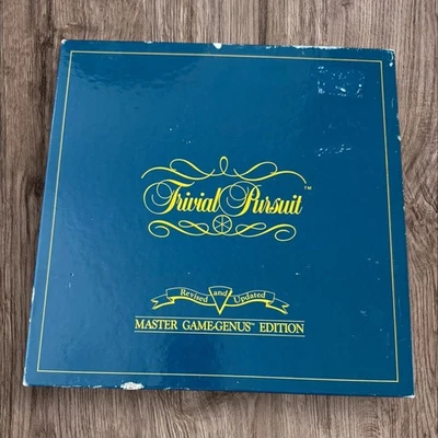 Trivial Pursuit Master Game Genus Edition 1981 Vintage Genius Trivia Complete - Image 1 of 4