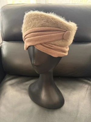 Taupe Pillbox Wool or Fuzzy Felt Hat with Stretchy Knit Wrap Mod Retro O/S - Image 1 of 4