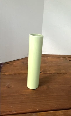 Jarrón IKEA Cilindro Brote Jarrón Moderno Acento Verde 8 Pulgadas Estrecho Minimalista De Colección Foto 1 de 4