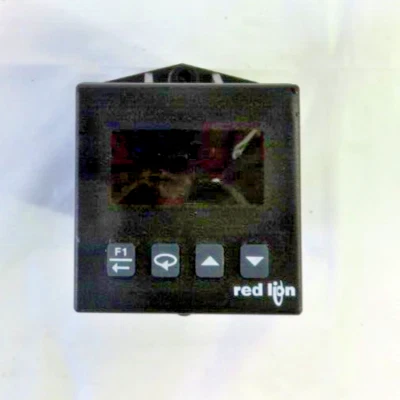 RED LION T16 Series Temperature Controller T1621110, FOR PARTS/ REPAIR - Image 1 of 4