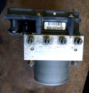 Subaru Liberty Outback 4th Gen 9/03-6/06 ABS Pump 27534 AG060 - Picture 1 of 4