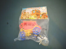 VINTAGE MW LET'S PLAY ON INDIAN WAR COWBOYS STAGECOACH HORSES NOS HONG KONG