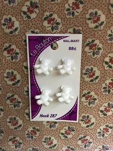 Set of 4 New White Teddy Bear Shape Buttons 3/4" wide Shank by Le Bouton - Picture 1 of 1