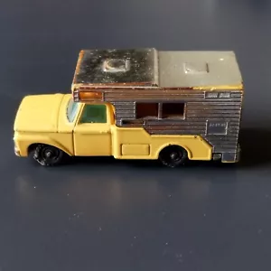 HUSKY .Ford Camper. Made in England. Metal and plastic. 8 cm long. - Picture 1 of 6