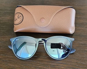 Sonnenbrille von Ray Ban, Erika, blau metallic,schwarze Gläser, inkl. Etui, Orig - Bild 1 von 6
