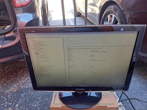 Samsung Syncmaster T240HD 24" LCD Widescreen TV/ Monitor display - Picture 1 of 8