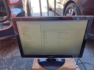 Samsung Syncmaster T240HD 24" LCD Widescreen TV/ Monitor display - Image 1 of 4