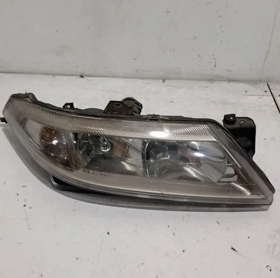 7701474501 FANALE ANT. DESTRO per RENAULT LAGUNA 2A SERIE (03/01>09/07<) 2.2 - Immagine 1 di 4