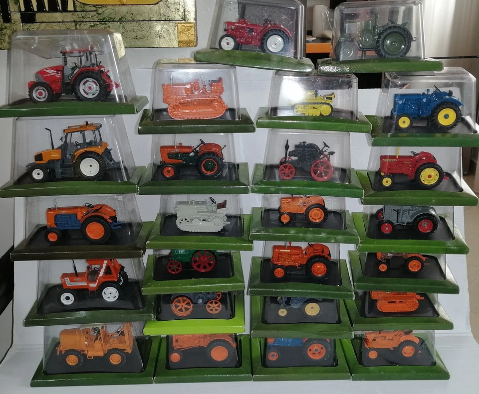 TRATTORI 1/43 HACHETTE MENU' A TENDINA - Immagine 1 di 1