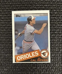 1985 Topps #30 Cal Ripken Jr. quasi nuovo-MT Baltimore Orioles HOF - Foto 1 di 2