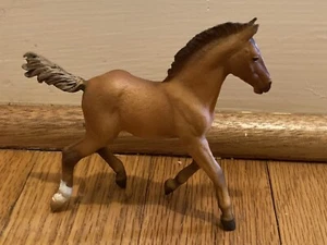 BREYER CORRAL PALS CHESTNUT THOROUGHBRED FOAL - STANDING #88671 - Picture 1 of 3