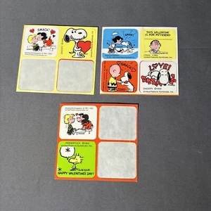 Pegatinas vintage del día de San Valentín Peanuts de los años 70 Snoopy Woodstock Charlie Brown - Imagen 1 de 5