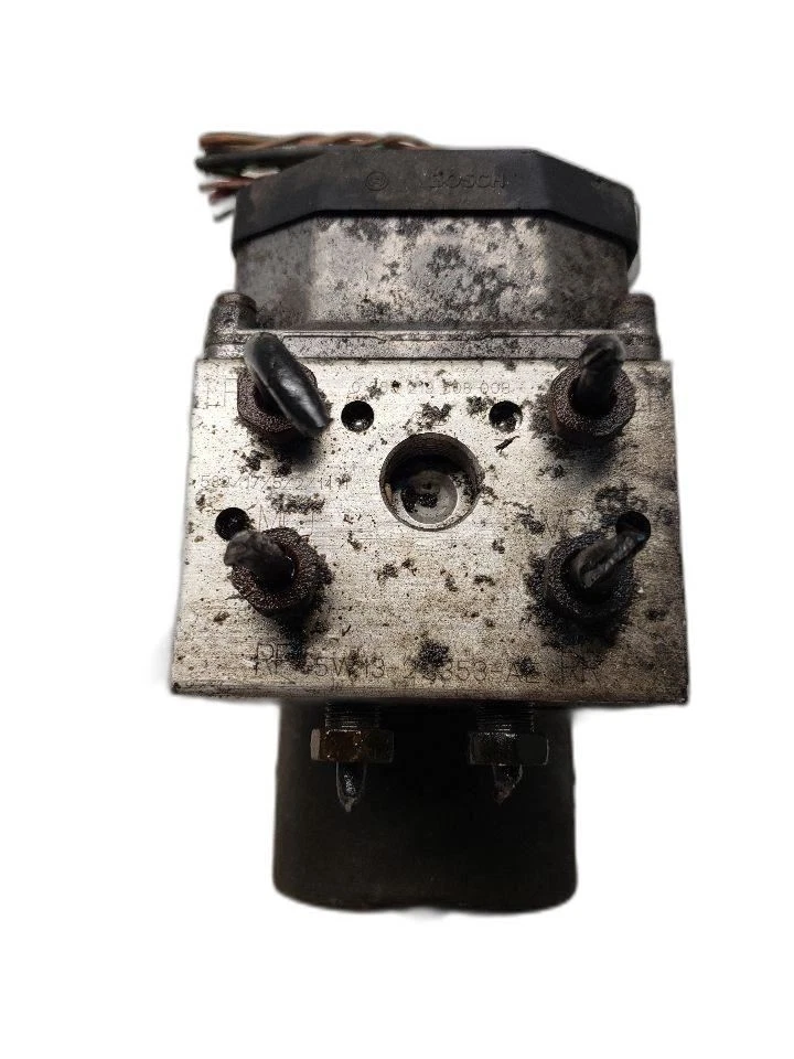 Conjunto de piezas de freno antibloqueo ABS para 05 CROWN VICTORIA 1348491 Foto 1 de 4