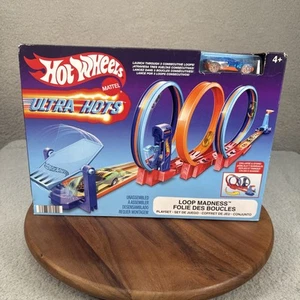 Hot Wheels Ultra Hots Loop Madness Track Set NEW - Picture 1 of 8