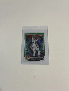 2024 Topps Chrome Basketball Giannis Antetokounmpo Green Logo Refractor Card #15 - Picture 1 of 2