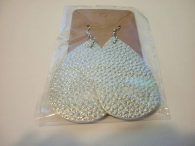 GRAY FALL COLOR PU LEATHER DOUBLE SIDED FISHHOOK STYLE EARRINGS - Image 1 of 2