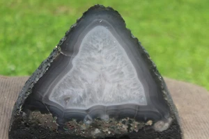  Very Excellent Quality Natural Agate & Quartz Geode  - Picture 1 of 7