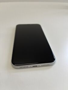 Apple iPhone XR - 64GB - Weiß (Ohne Simlock) A2105 (GSM)