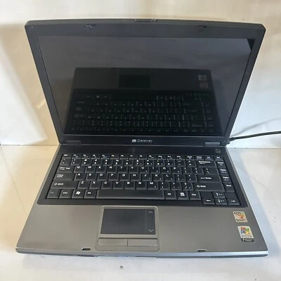 Gateway Laptop 14.1” W340UA 2GB RAM No HDD - Scraps/Salvage - Image 1 of 4
