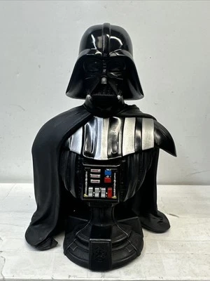 Gentle Giant Star Wars Darth Vader The Empire Strikes Back Classic Bust 818/5000 - Image 1 of 4