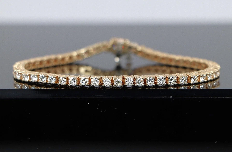 Brazalete de tenis con punta de 6,75"" redondo de oro amarillo macizo de 14 k H VS2 $8,250 Foto 1 de 1