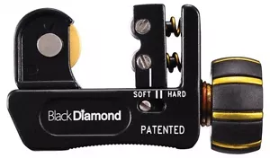 CORTADOR DE TUBO PEQUEÑO DIAMANTE NEGRO 1/8~7/8" RUEDA ACABADO TITANIO RESORTE INTELIGENTE 11116 - Imagen 1 de 4