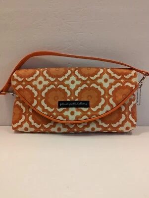 Bolso clutch de pañales petunia pepinillo inferior naranja y crema Foto 1 de 4