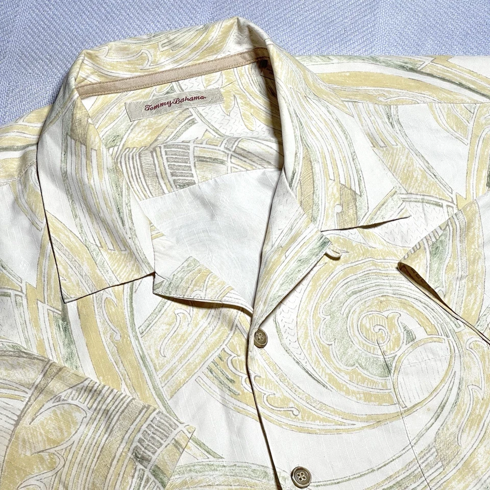 Camisa de campamento hawaiana Tommy Bahama para hombre 2XL amarilla abstracta olas del océano 100 % seda Foto 1 de 4