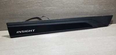 ✅GENUINO HONDA INSIGHT 2019-2020 MOLDURA DE UMBRAL DE PUERTA ILUMINADA DELANTERA DERECHA OEM Foto 1 de 4