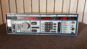 ADRET SCHLUMBERGER 740A GENERATEUR UHF 0,1/1120MHz OPT.3 - Bild 1 von 5