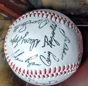 NOLAN RYAN SIGNED BASEBALL ORIGINAL VTG 1980's HOUSTON ASTROS TEAM AUTOGRAPHS - Picture 1 of 17