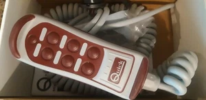 Quick HRC 1006 Hand Held Remote Control 6 bottom  - Picture 1 of 5